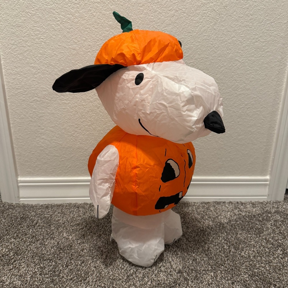 Gemmy Peanuts Halloween Snoopy in Pumpkin Costume 21'' Tall Air Blown Inflatable